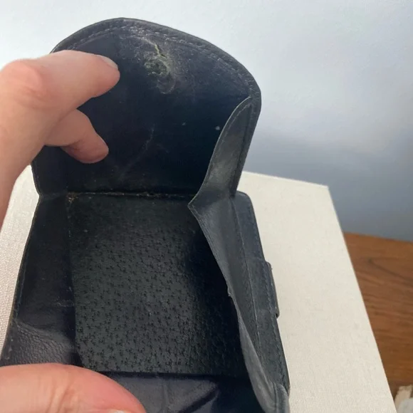 Title: Gucci Blue Wallet with Red Stripe - Picture 10 of 11